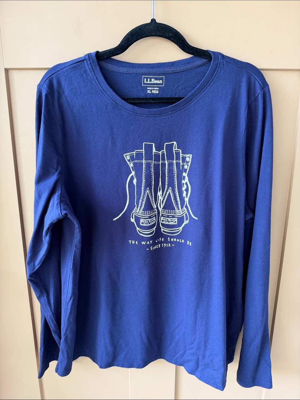 L.L. Bean XL Women’s Blue Graphic Duck Boots Tee Long Sleeve Preppy Coastal
